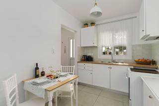 Relaxing House with Garden - Nea Makri - 8