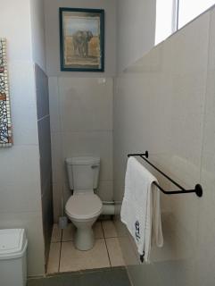 Steps Guest House - Gqeberha - 3