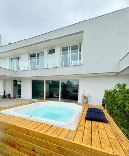 Casa Alto Padrão, 200m do Mar - Florianópolis - 0