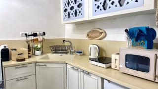 Jacuzzi Suite Near Lighthouse - 5