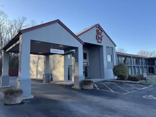 HomeTowne Studios by Red Roof Hagerstown - Williamsport, MD - Williamsport - 0