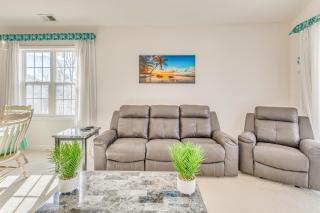 2 Mi to Barefoot Landing Condo with Pool Access - Myrtle Beach - 6