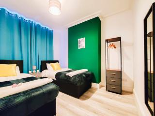Stylish Home Near NEC, BHX, Bullring & Solihull - Birmingham - 3