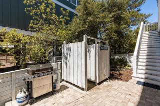 Seacrest Paradise by AvantStay Steps to the Beach Pet Friendly - Destin - 6