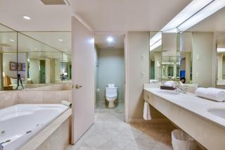 Cozy Jacuzzi Suite Close to Ski Hill - Shanty Bay - 4