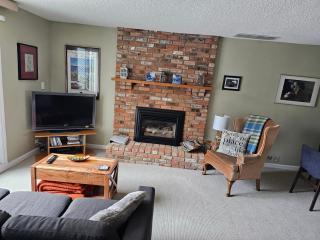 Window Hill - St. Albert - 5