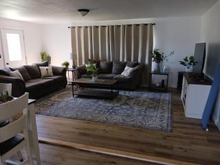 Riverview Bliss in Beautiful House - Pulaski - 8