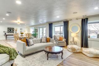 Private Pool and Hot Tub Luxe Unit Near UTA Train! - 7