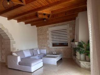 Cretan Nature Stone Three- bedroom Apartment - Ayiás Filakaí - 3