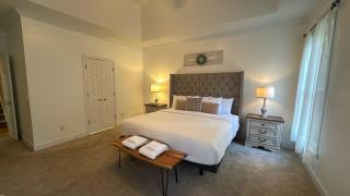Spacious 7BR for 12 Private BKYD & New Amenities - Woodstock - 2
