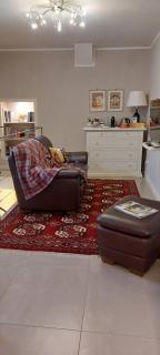 Linda's Holiday Home - 0