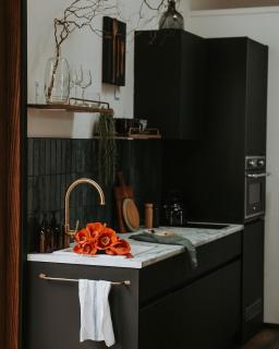 Braithwaite Hobart - Chic Retreat with Outdoor Bath - Hobart - 5