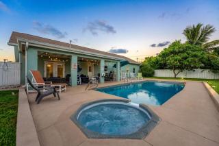 TIKI BLUE TWO-Fun For Big Groups-Walk to Beach, Hot Tub, Heated Pool - Cocoa Beach - 8
