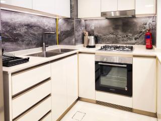 Luxury 1-BR in Business bay - 2
