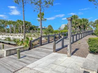 Blue Sky - Highland View - 5