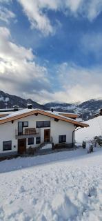 Apartments Amelie -2- mit Wallbox für ihr E-Auto und Garage für 2 Motorräder - Kaunerberg - 9