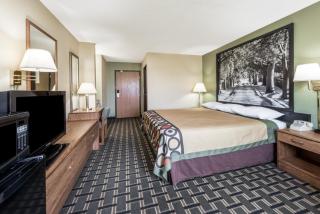 Super 8 by Wyndham Greenville - Greenville - 8