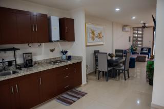 2BR-3BA Condo Block from Beach w Rooftop Jacuzzi - Mazatlán - 7