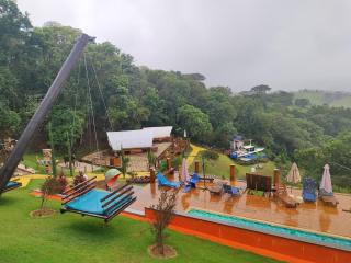 Caverna dos Dinossauros, Vila Mágica - Bueno Brandão - 4