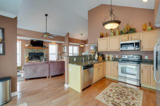 2 Mi to Ski Resort Beech Mtn Home with Fire Pit! - Beech Mountain - 3