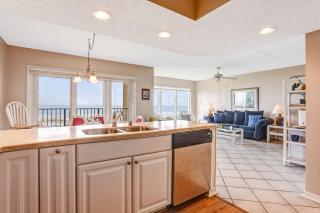 1st Floor, 2 Bed/2 Bath Oceanfront condo sleeps 6. - Fernandina Beach - 3