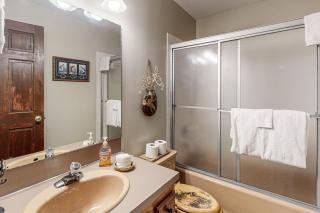 Rivers Bend B19 - McCall - 2