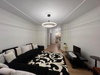 Home Sweet Home Apartament - Kashar - 0