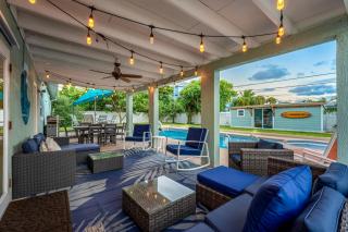 TIKI BLUE TWO-Fun For Big Groups-Walk to Beach, Hot Tub, Heated Pool - Cocoa Beach - 0