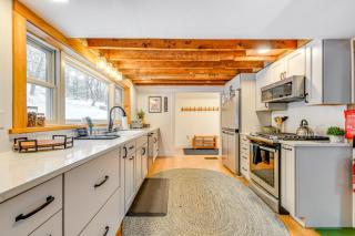 Ski, Hike and Bike Family-Friendly Belvidere Escape - 3