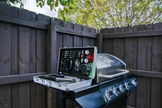 Las Olas Fort Lauderdale Getaway Pool, BBQ, Mini Golf & Game Room - 1