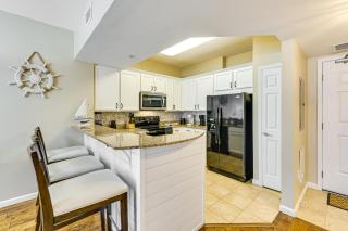 Walk to Beaches Resort Condo in Destin! - Destin - 2