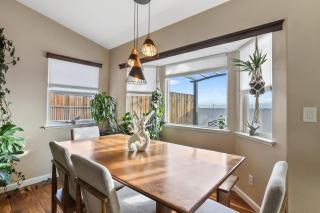 Furnished Home Away From Home - Reno - 2