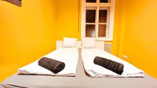 Spacious Apartments for Group Stays - 15 Min from Airport & City Center, 5 Min from Vienna Main-Bus Station - Wenen - 3