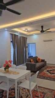 Tara Lodgemuslim Homestay Putrajaya - Putrajaya - 1