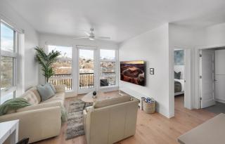 Penthouse Corner Suite - View, Best Amenities - 2