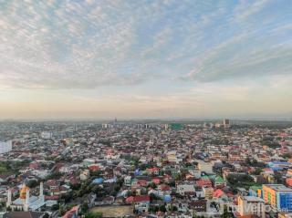 Comfy and Tidy 2BR at Vida View Apartment By Travelio - Pampang - 9
