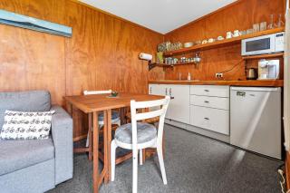 Onaeros Cute Little Cottages - Taranaki Retreat - 6