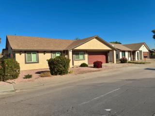 PHX Airport 9BR, 7BA, BBQ, events and pets Allowed - Phoenix - 5