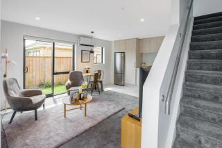Your Home for Night or a Month - Lower Hutt - 8