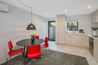 It's Gettin' HUT in Here - Lower Hutt - 3