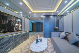 Yunmulijin Sky High Riverview Hotel Chongqing Jiefangbei Raffles Plaza - 2