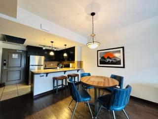 Canmore Mountain Retreat - Heated Pool & Hot-tub - 5