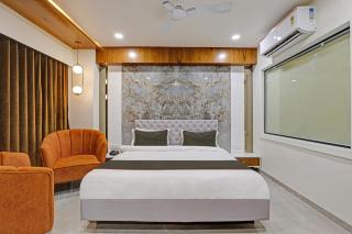 Collection O Alpha One - Ahmedabad - 0