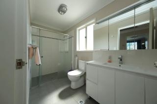 Relaxing 6 Bedroom Escape in Carlingford with Pool - - 3