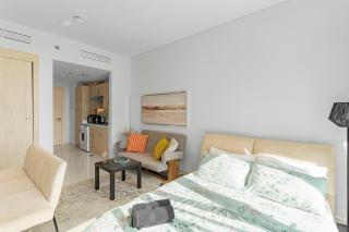 Cozy Sea & Marina View Apt with Rooftop Pool & Private Beach in Palm Jumeirah, steps to Nakheel Mall - Dubai - 6