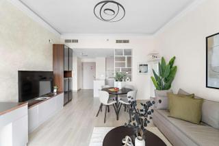 Silkhaus Canalside 1BR at Water's Edge in Yas Island - Abu Dhabi - 6