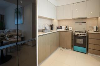 Prime Downtown Location 2BR Apt Burj Royale - Dubai - 1