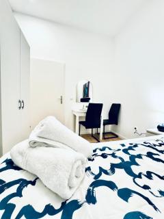 Convenient Stay 4BR Shared Apt for 11P, 10 Min to Atzgersdorf - Vienna - 3