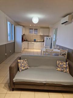 Bien E Proche Lyon St Exupery St Quentin Fallavier Village de marques - - 7