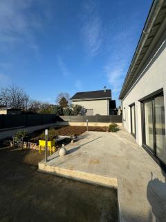 Charmante Maison de plain pied avec jardin - 9